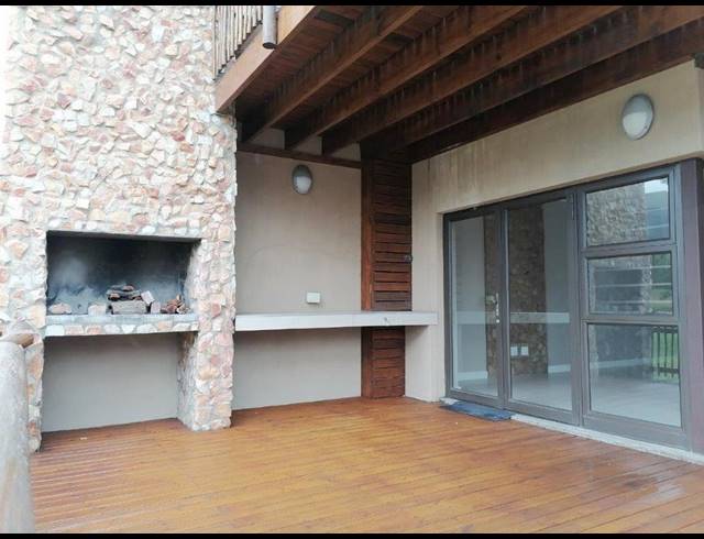 2 BEDROOM APARTMENT RENTED IN SUMMERSTRAND